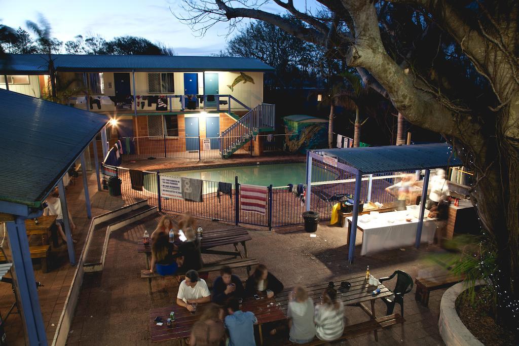 Backpackers Inn On The Beach Teluk Byron Bagian luar foto