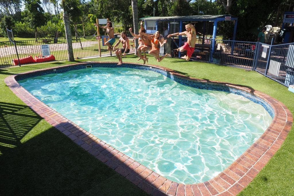 Backpackers Inn On The Beach Teluk Byron Bagian luar foto