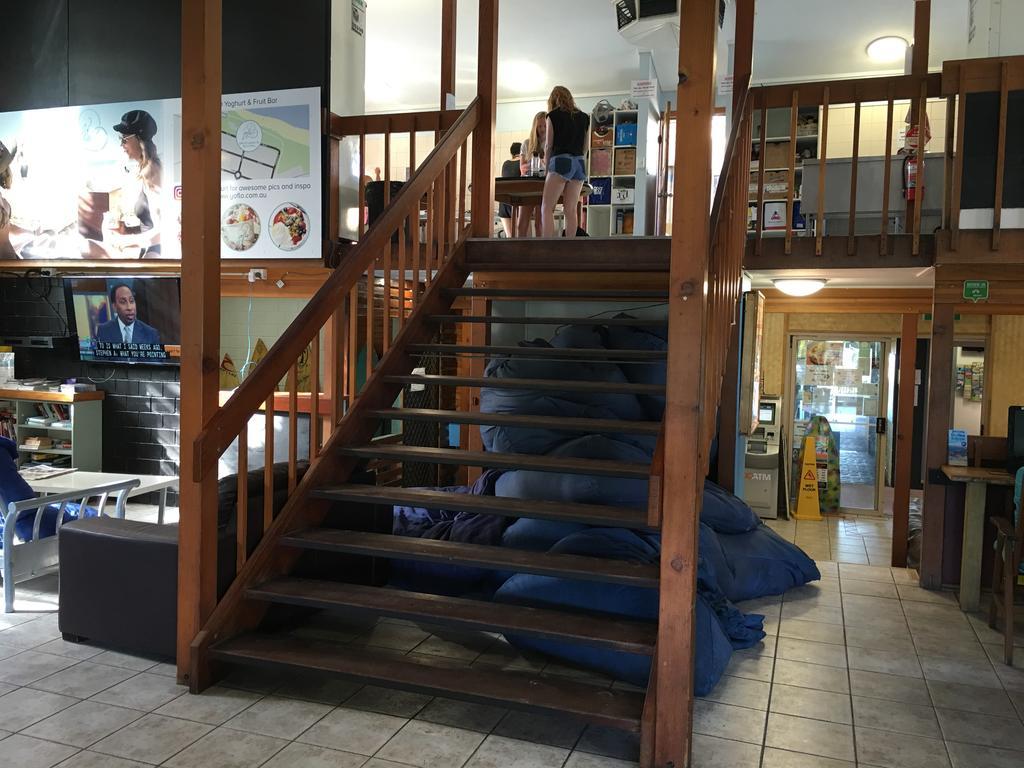 Backpackers Inn On The Beach Teluk Byron Bagian luar foto