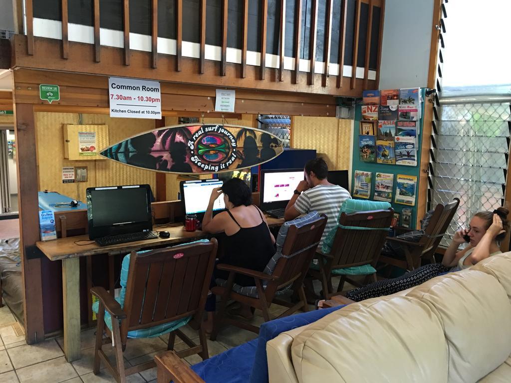 Backpackers Inn On The Beach Teluk Byron Bagian luar foto